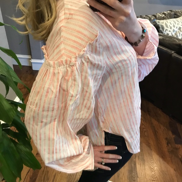 Striped Balloon Sleeve Button Up Collared Tunic - Picture 4 of 6